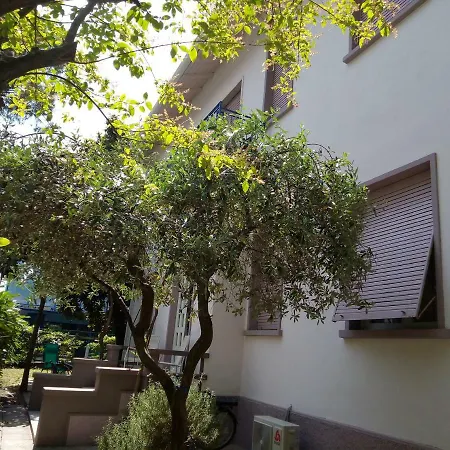 Un Giardino Vicino Al Mare 2 * Bellaria-Igea Marina