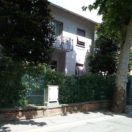 Un Giardino Vicino Al Mare 2 Appartement Bellaria-Igea Marina